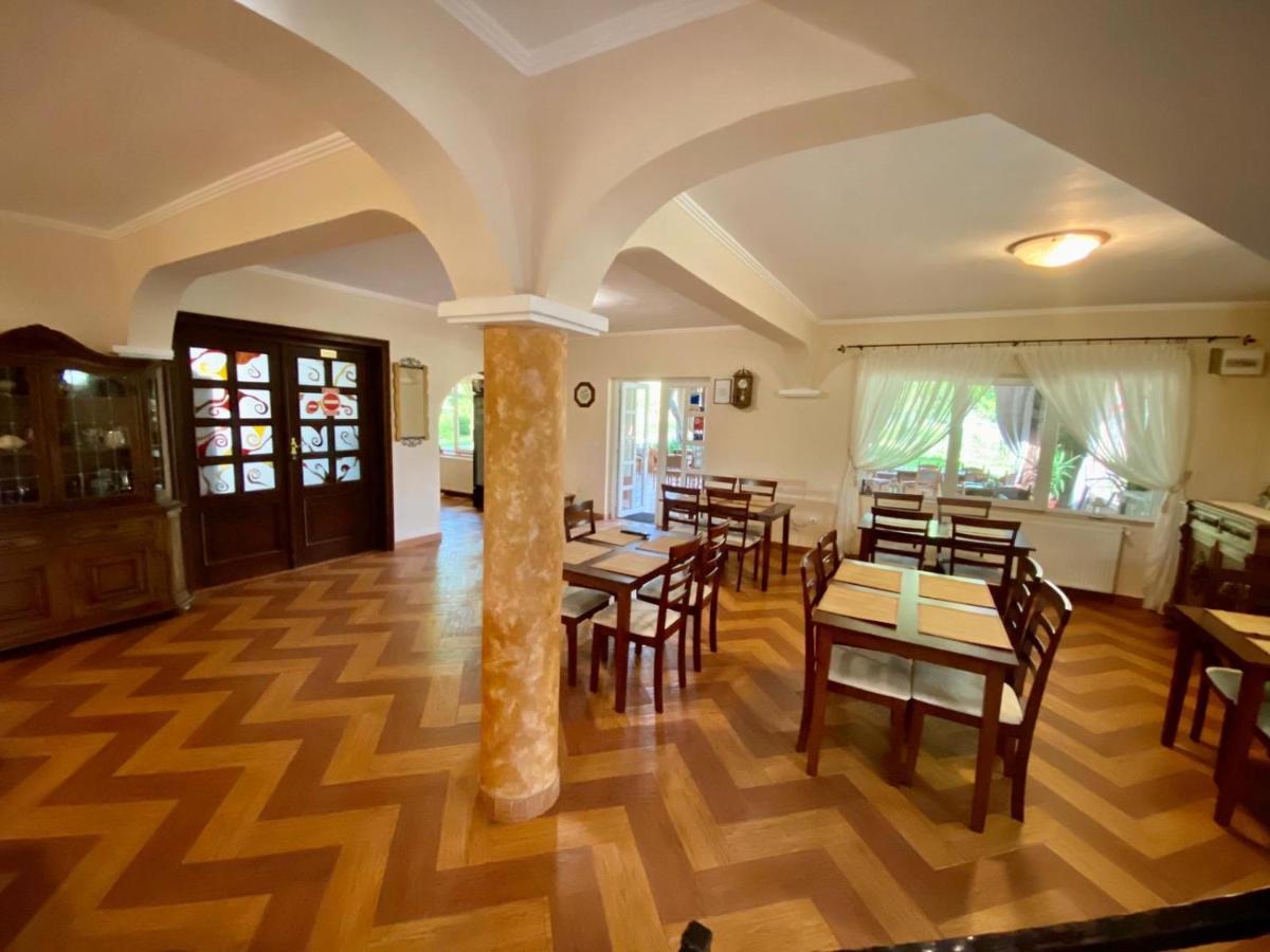 Casa Centiu Hotel Bran  Luaran gambar